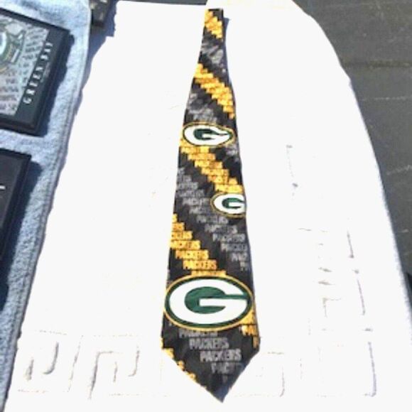 Necktie . Green Bay Packers . NFL Official Team Apparel - Picture 1 of 4